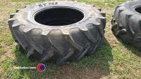 Agrimax 580/70R38 good tread, needs repair - 4