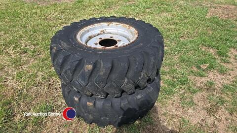 2 Kramer 18in spare wheels and tyres (6 stud)