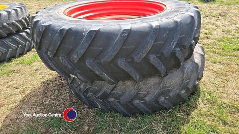 Pair of 480-80 R42 wheels