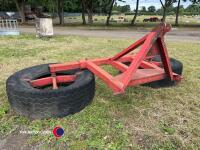 Silage pusher