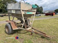 Peter Allen trailer feeder - 2