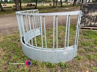 Sheep ring feeder