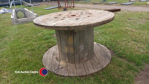 Large wood cable reel