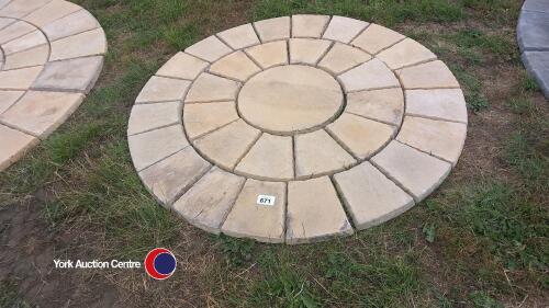 Paving circle