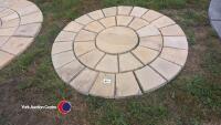 Paving circle