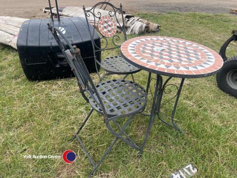 Garden table and 2 chairs