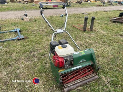 Masport 8 blade twin drive mower used to prepare cricket pitches, gwo