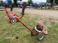 2 stroke wheeled strimmer - 3