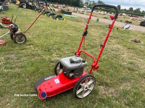 DR wheeled strimmer