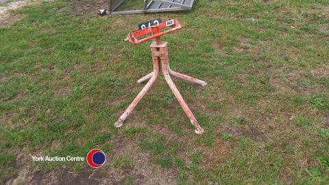 Cement mixer stand