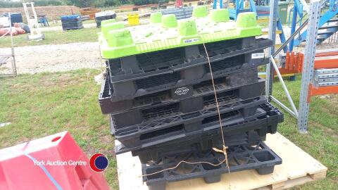 Plastic pallets