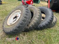 4 x Land Rover 750 - 16 wheels