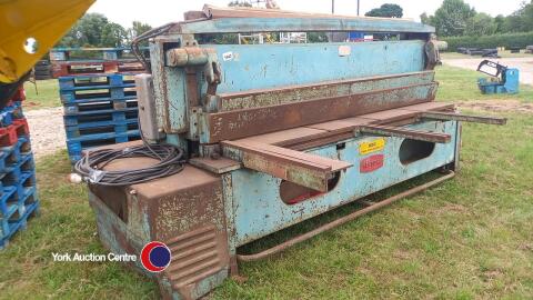 Steel metal guillotine , 3 phase, gwo