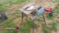 ELU 240v electric saw bench - 2