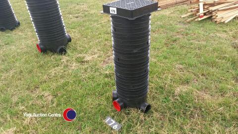 Drainage mini inspection chamber with cover 100mm deep 1.0m deep