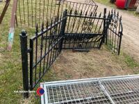 Quantity of metal railings and gate - 3