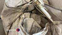 10 dumpy bags with bottom spout fastening - 2
