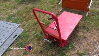 Clarke hydraulic lifting table - 2