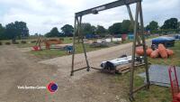 Lifting beam with roller - 3