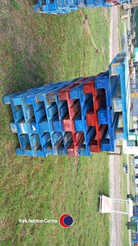 10 x heavy pallets