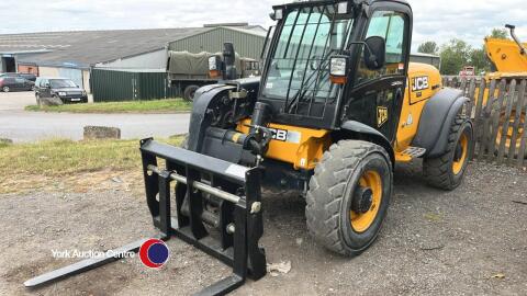 JCB 524-50 loadall telescopic handler, one owner from new, approx 13,000 hrs, 2014, key in office