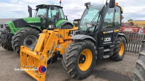 JCB 532-70 Agri Super Loadall, 130hp engine, 40kph power shift gearbox, boom suspension, heated seat, full spec, vgc, CAT N repaired. 290 hours, reg AJ23 FCC, 2023, V5 in office , key in office