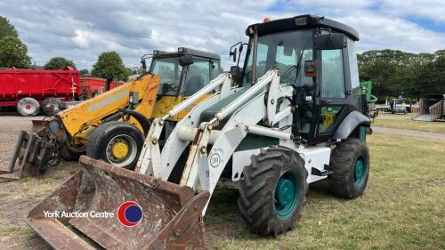 JCB 2CX Airmaster, 4WS Loader, 2003. Just serviced., key in office