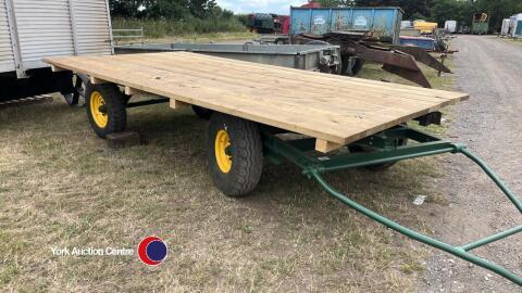 4 wheeled trailer/ new floor. Ideal shepherds hut project