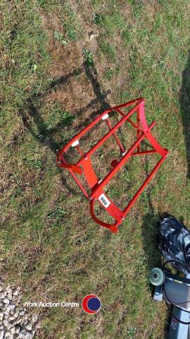 Metal 205L barrel stand/trolley