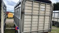 Ifor Williams tri axle cattle trailer 12ft x 6ft with demountable body in good working condition, year 2007 - 3