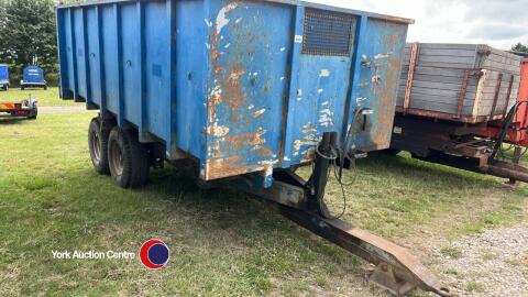 Scaling 8T trailer