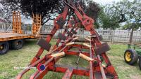 Traileyre bale carrier trailer, tandem sprung axle, brakes and lights, carries 16 round or 8 square bales, self loading - 5