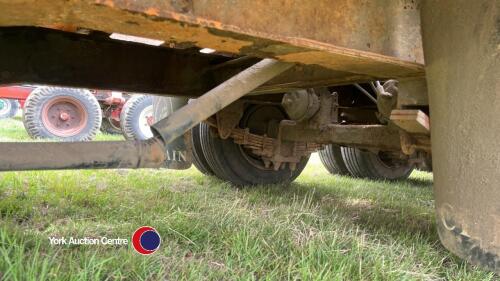 Chieftain tri axle low loader trailer