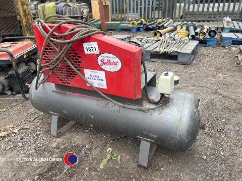 Single phase compressor