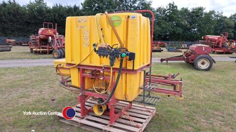 Polmark 1000ltr 12m crop sprayer, electric on/off, last tested 5/1/2024 - documents in office