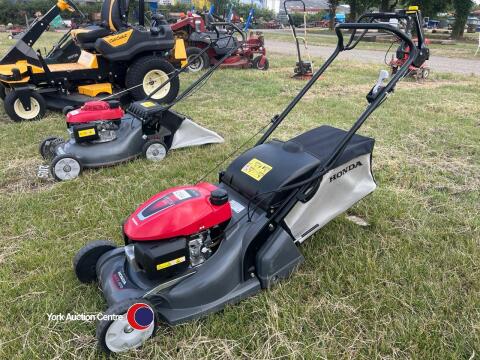 Honda HRX476 self drive lawnmower, gwo, 2021