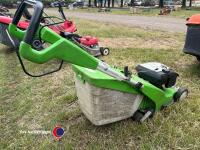 Viking mower c/w grass box, good runner but no drive - 3