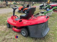 Castle garden ride-on mower, c/w box, key in office - 4