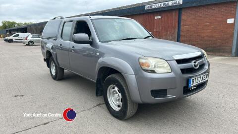 2007 Mazda BT-50 TS 2.5 4wd pick up c/w top - BT57XEM - 2 former keepers - diesel - HPi clear - MOT 19.9.25 - 113118 miles - V5 in office
