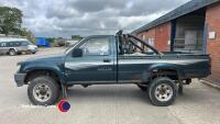 1996 Toyota Hilux 4x4 P45 TUB - diesel - one keeper from new - HPi clear - MOT expired 12/23 - 142,389 miles - 3