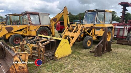 Massey Ferguson 50B digger c/w buckets and other attachments, tidy order, last owner for 20 years just light use. Has V5, key in office