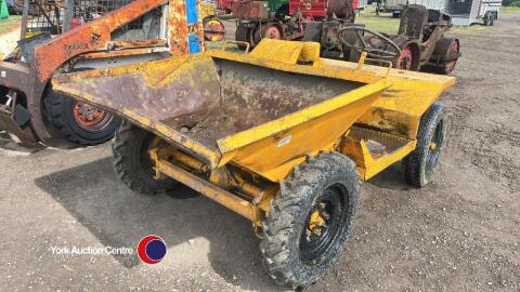 1T dumper, swing start, handle in office