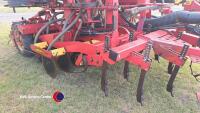 Vaderstad Rapid 400P drill. Rigid tines, Accord metering, hydraulic fan, new cleated tyres and drilling discs 2022. In good order, control box in office - 3