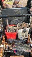 Bobcat 741 skid steer, needs engine repairs - 6