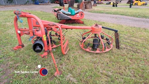 2011 Kuhn haybob 300