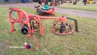 2011 Kuhn haybob 300