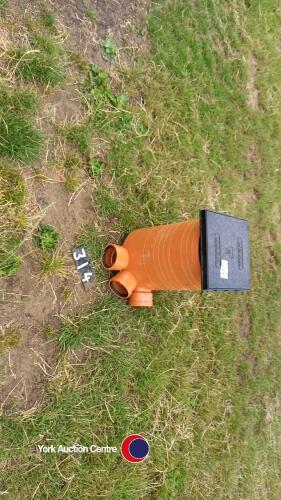 New small manhole chamber