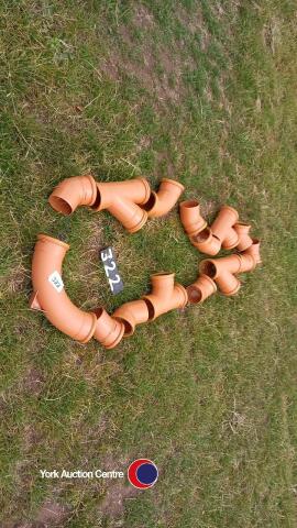 Quantity mixed new drainage fittings