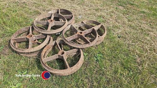 10 Cambridge roller rings 20ins
