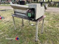 240v cylinder grinder, used to sharpen Qualcast cylinders - 5